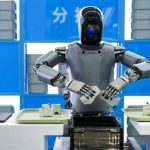 In a first, humanoid robots work as team in Chinese auto factory [English]
