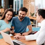 Customer service: five benefits of incorporating technology into your processes [Spanish]